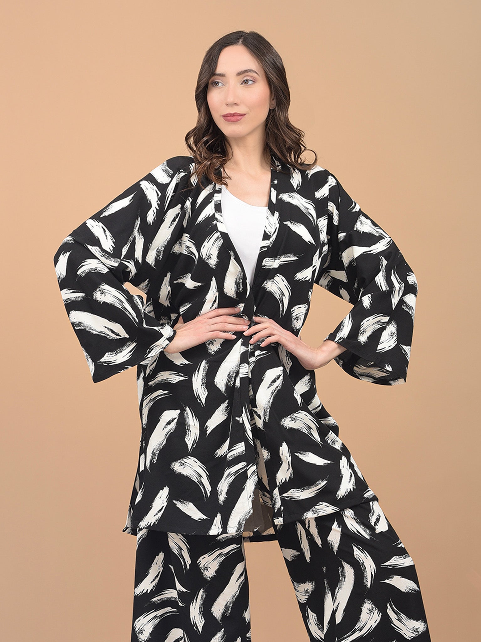 Kimono María Negro Pincel Blanco